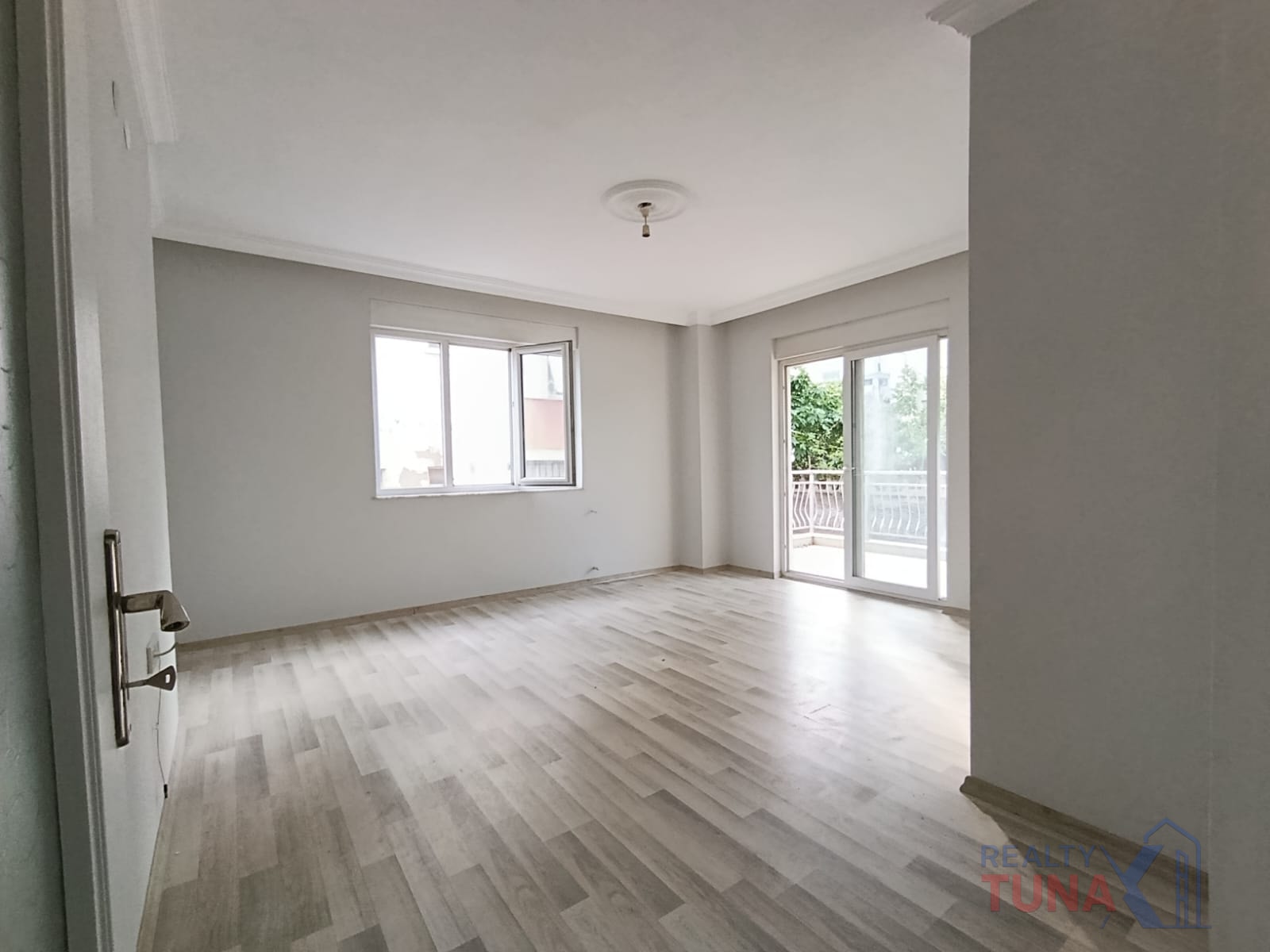 ANTALYA KEPEZ KÜTÜKÇÜ MAHALLESİ FULL KREDİ SATILIK 2+1 DAİRE