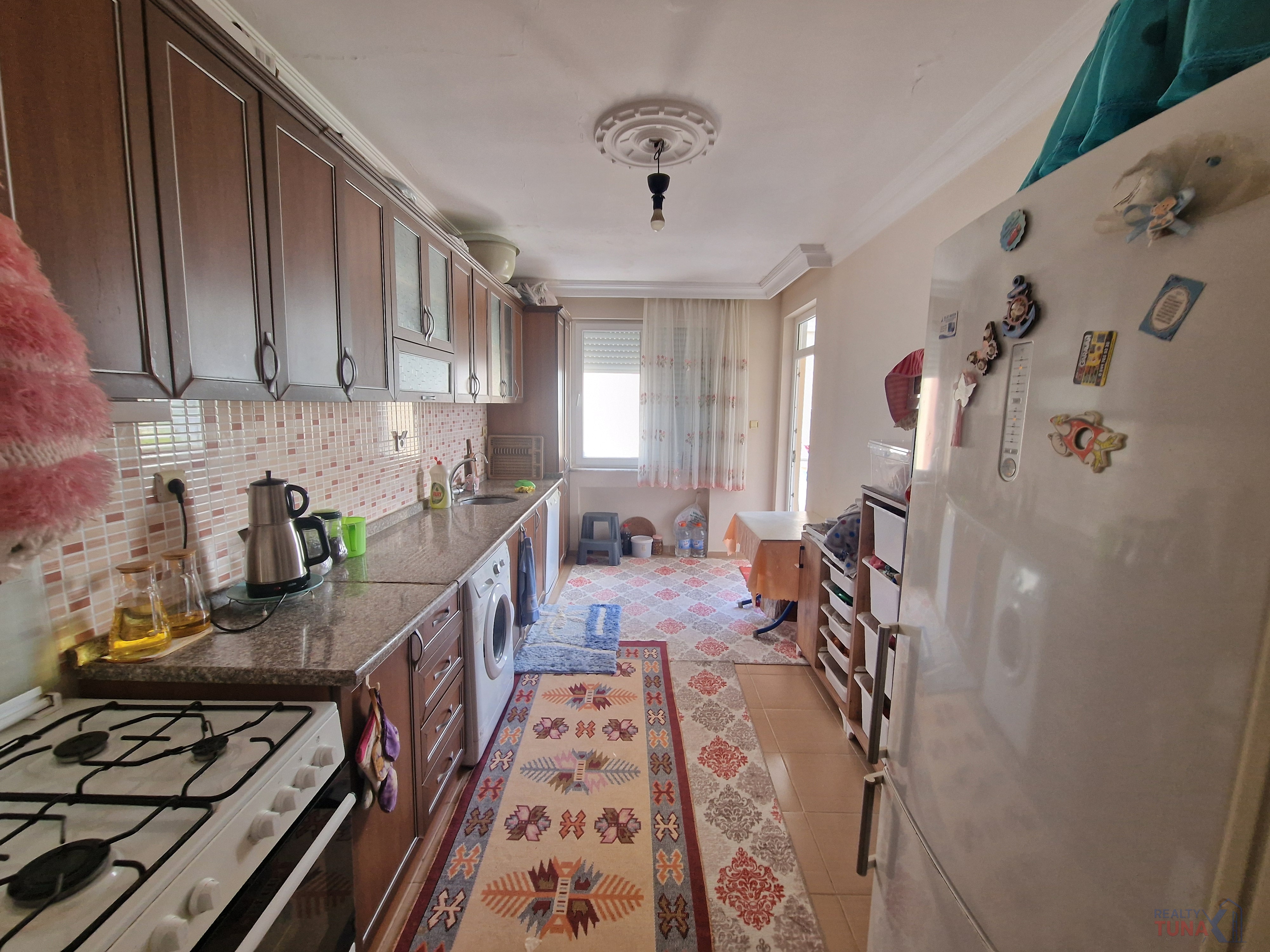 VARSAK KARŞIYAKA’DA GENİŞ VE FERAH 3+1 DAİRE! 🏡