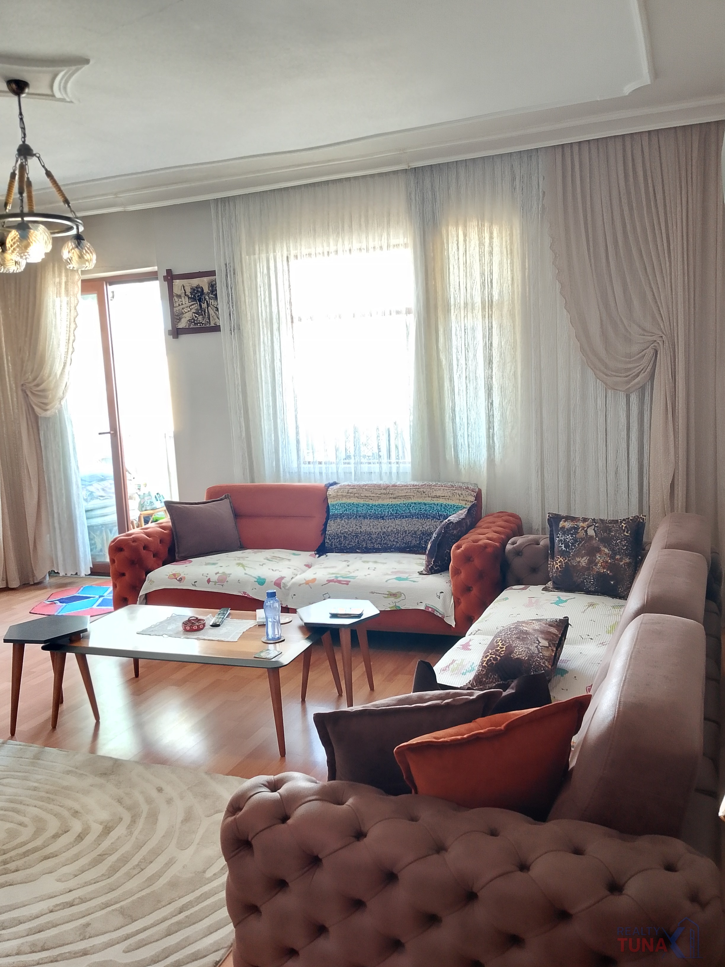 MURATPAŞA MERKEZDE CADDE ÜZERİ GENİŞ 3+1 SATILIK DAİRE
